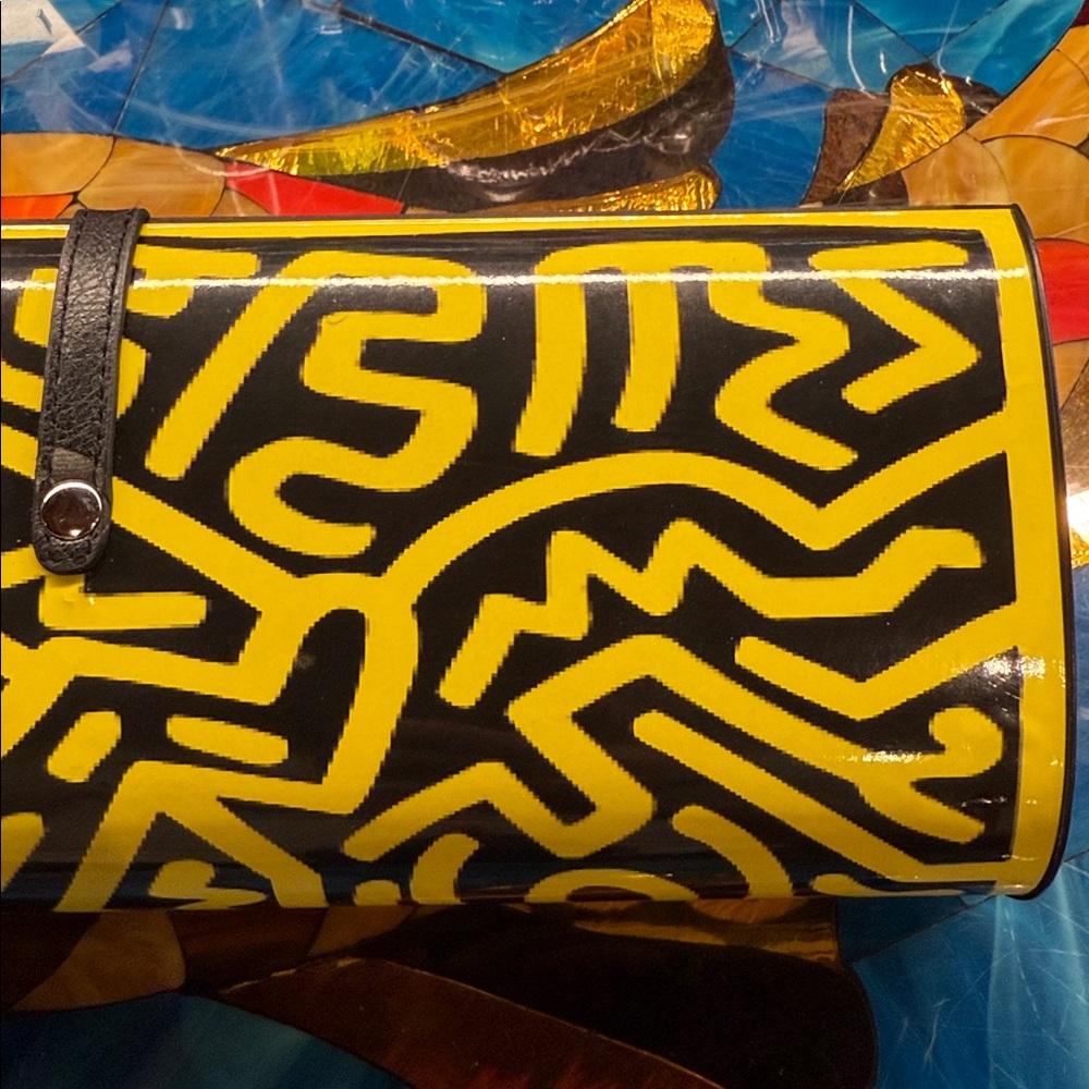 Keith Haring print Patricia Field Vibrant Yellow and Black Graphic Clutch- NWOT - Picture 6 of 9